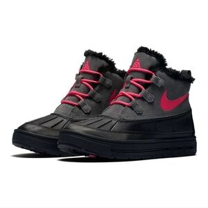 Nike Woodside Chukka 6Y- NIB